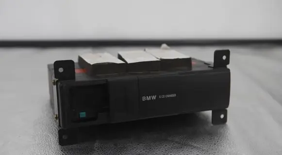 BMW X5 E53 CD/DVD changer 8377049