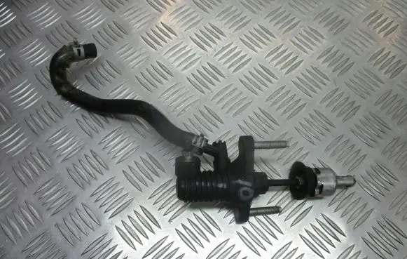Toyota Urban Cruiser (XP110) Clutch slave cylinder 
