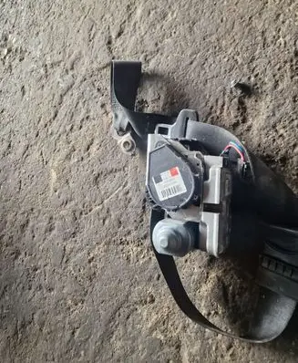 Mercedes-Benz CLS C219 Front seatbelt 602208200