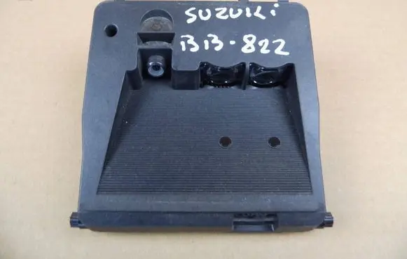 Suzuki Swift III Windshield/windscreen camera 3399152R00