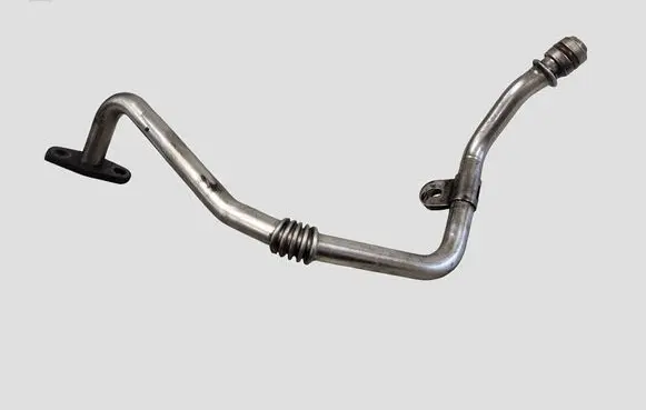 Nissan Qashqai Turbo turbocharger oiling pipe/hose