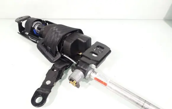 Volvo V50 Front seatbelt 30661788