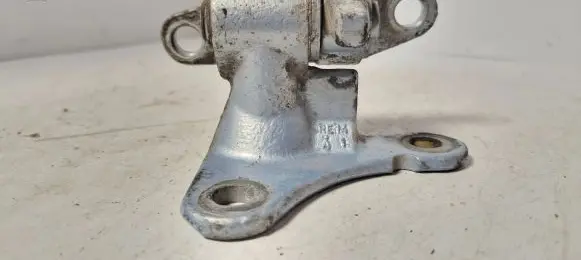 Mitsubishi Colt Rear door lower hinge 3RE14R