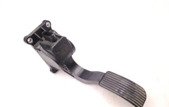 Mercedes-Benz Sprinter W906 Accelerator throttle pedal A4473000100 0280755023