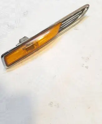 Ford Mondeo MK IV Front fender indicator light 7S7113K354AD