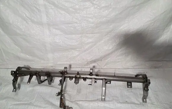 Peugeot 5008 II Fuel main line pipe