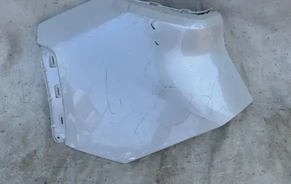 Toyota RAV 4 (XA40) Rear bumper corner part panel trim 