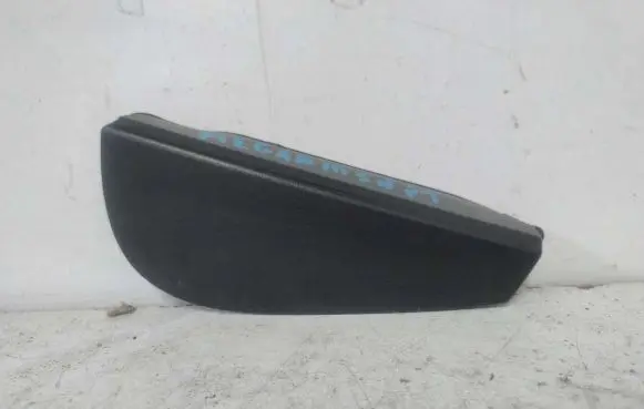 Renault Megane III Fender end trim 833300006R