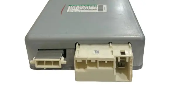Toyota Avensis T270 Power steering control unit/module 8965005080 6900001684