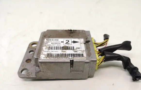 Nissan Primera Airbag control unit/module 98820AV200 285001420