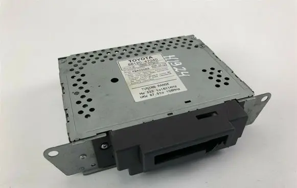 Toyota Prius (XW10) Radio/CD/DVD/GPS head unit 8612047040 H1924