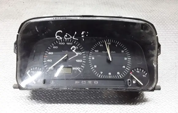 Volkswagen Golf III Speedometer (instrument cluster) 87001262