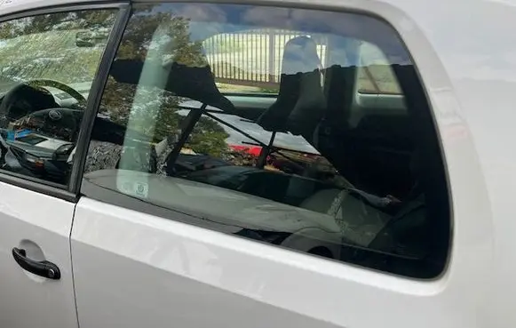 Skoda Citigo Rear side window