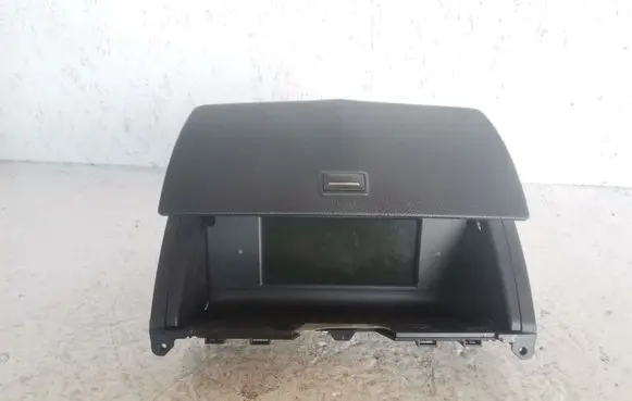 Mercedes-Benz C AMG W204 Screen/display/small screen A2048204297