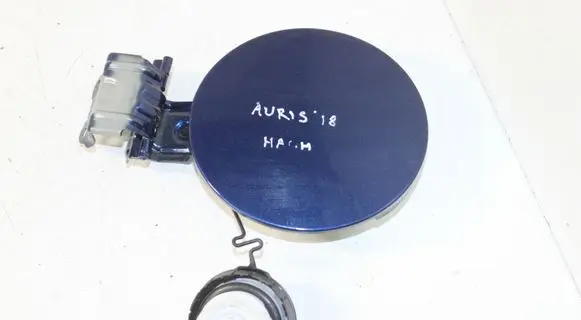 Toyota Auris E180 Fuel tank cap 8904002020