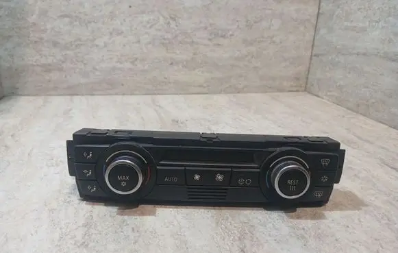 BMW 1 E81 E87 Climate control unit 9147299