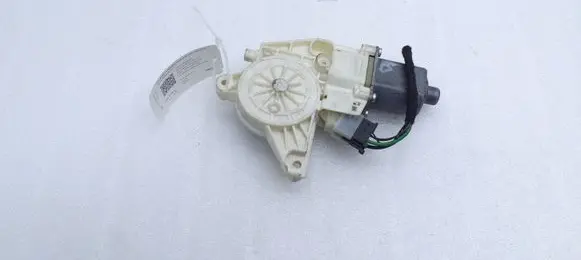 Mercedes-Benz B W246 W242 Front door window regulator motor A2469065100 0130822690