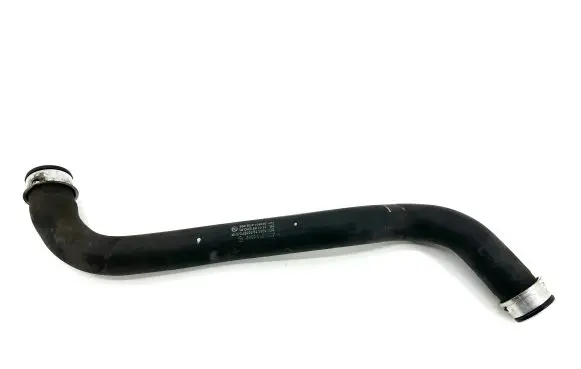Mercedes-Benz CLS C219 Engine coolant pipe/hose A2115015382