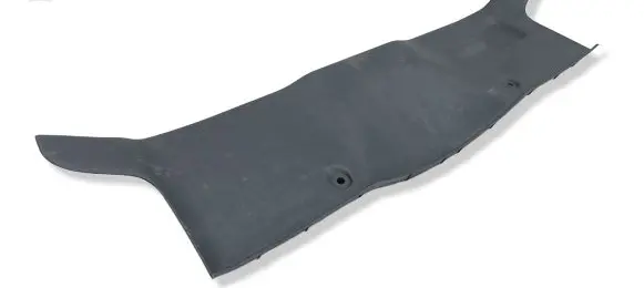 Trunk/boot sill cover protection
