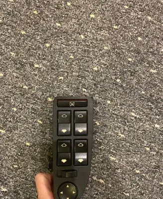 BMW 5 E39 Electric window control switch 8380646