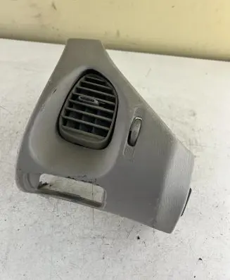 Nissan Almera Tino Dashboard side air vent grill/cover trim 68761BU200 68761BU201