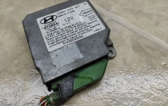 Hyundai Terracan Airbag control unit/module 95910H1200