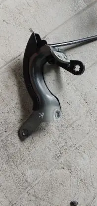 Audi Q7 4L Tailgate/trunk/boot hinge