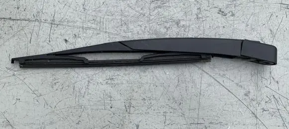 Opel Astra H Rear wiper blade 13105983