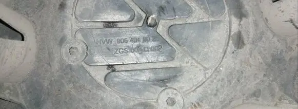 Volkswagen Crafter Original wheel cap 9064010025 ZGS003Q002