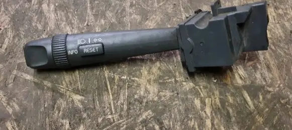 Volvo XC70 Indicator stalk