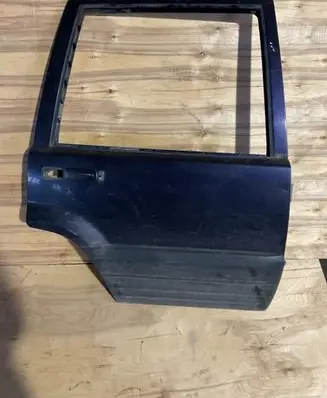 Jeep Grand Cherokee Rear door