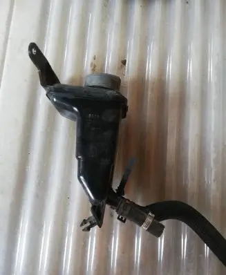 Audi A4 S4 B6 8E 8H Power steering fluid tank/reservoir 8e0422373b
