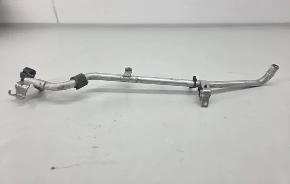Porsche Panamera (970) Engine coolant pipe/hose 97010623601