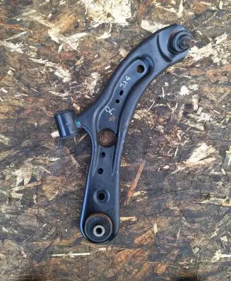 Suzuki SX4 Front control arm