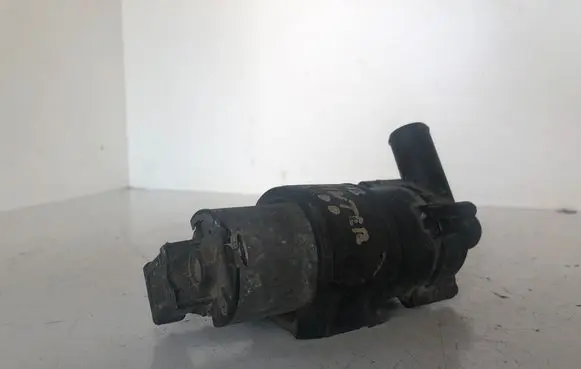 Mercedes-Benz Sprinter W901 W902 W903 W904 Electric auxiliary coolant/water pump