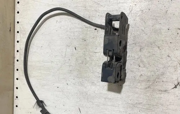 Volkswagen Golf VI Engine bonnet/hood lock/catch 5K1823509 122181516 SG71TALY