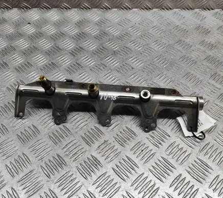 Fuel main line pipe