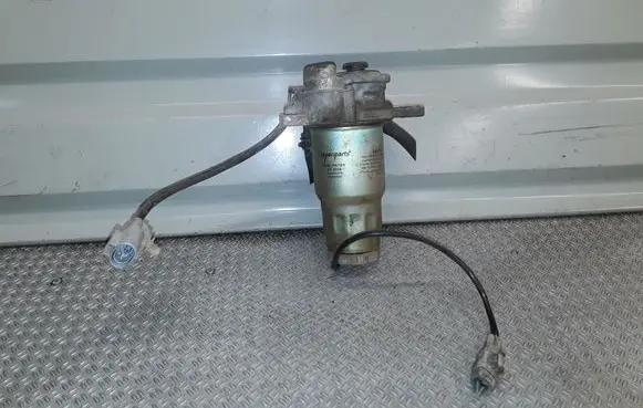 Toyota RAV 4 (XA20) Mechanical fuel pump 
