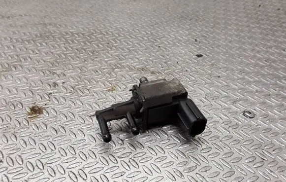 Mazda CX-7 Vacuum valve K5T48484