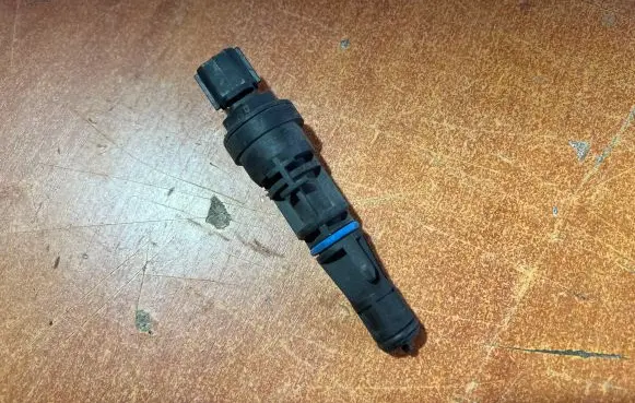 Dacia Sandero Speed sensor (speedometer sensor) 8200547283