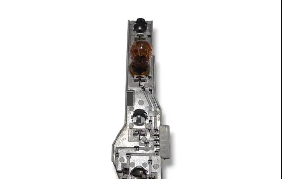 Skoda Fabia Mk1 (6Y) Tail light bulb cover holder 6Y9945257