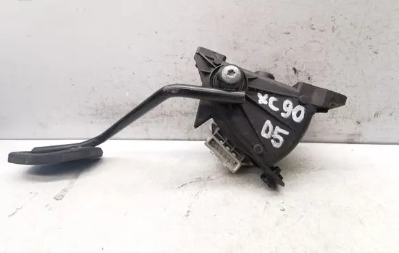 Volvo XC90 Accelerator throttle pedal 30683521