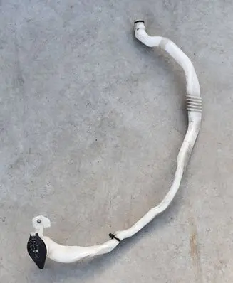 BMW 7 F01 F02 F03 F04 Window washer liquid tank fill tube 11868015