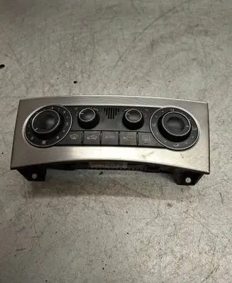Mercedes-Benz C W203 Climate control unit A2038301785 9140010525