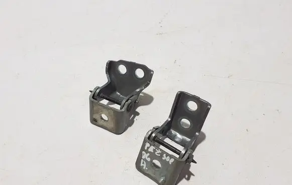 Peugeot 308 Rear door upper hinge 9832086180
