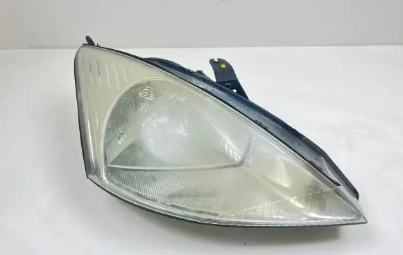 Ford Focus Headlight/headlamp XS4X13005