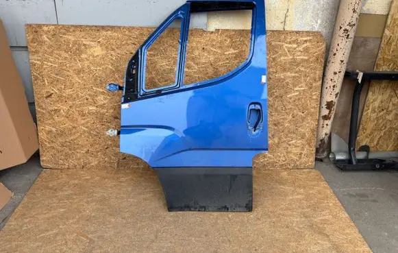 Iveco Daily 6th gen Front door KT010T8