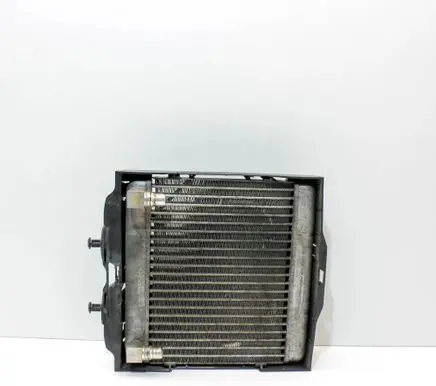 BMW 5 F10 F11 Engine oil radiator 7572542 7570103