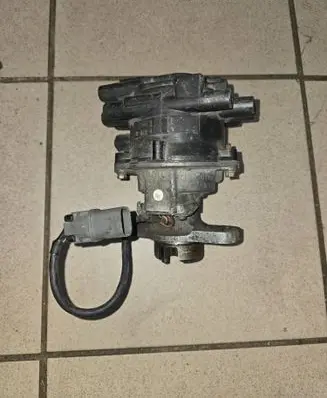 Nissan Prairie Spark distributor 22100D3502