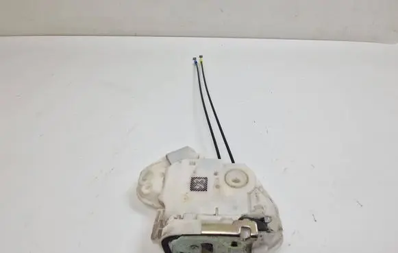 Mitsubishi Outlander Rear door lock 